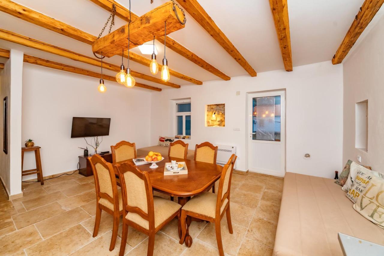 Apartment Magazini Petrovac ภายนอก รูปภาพ