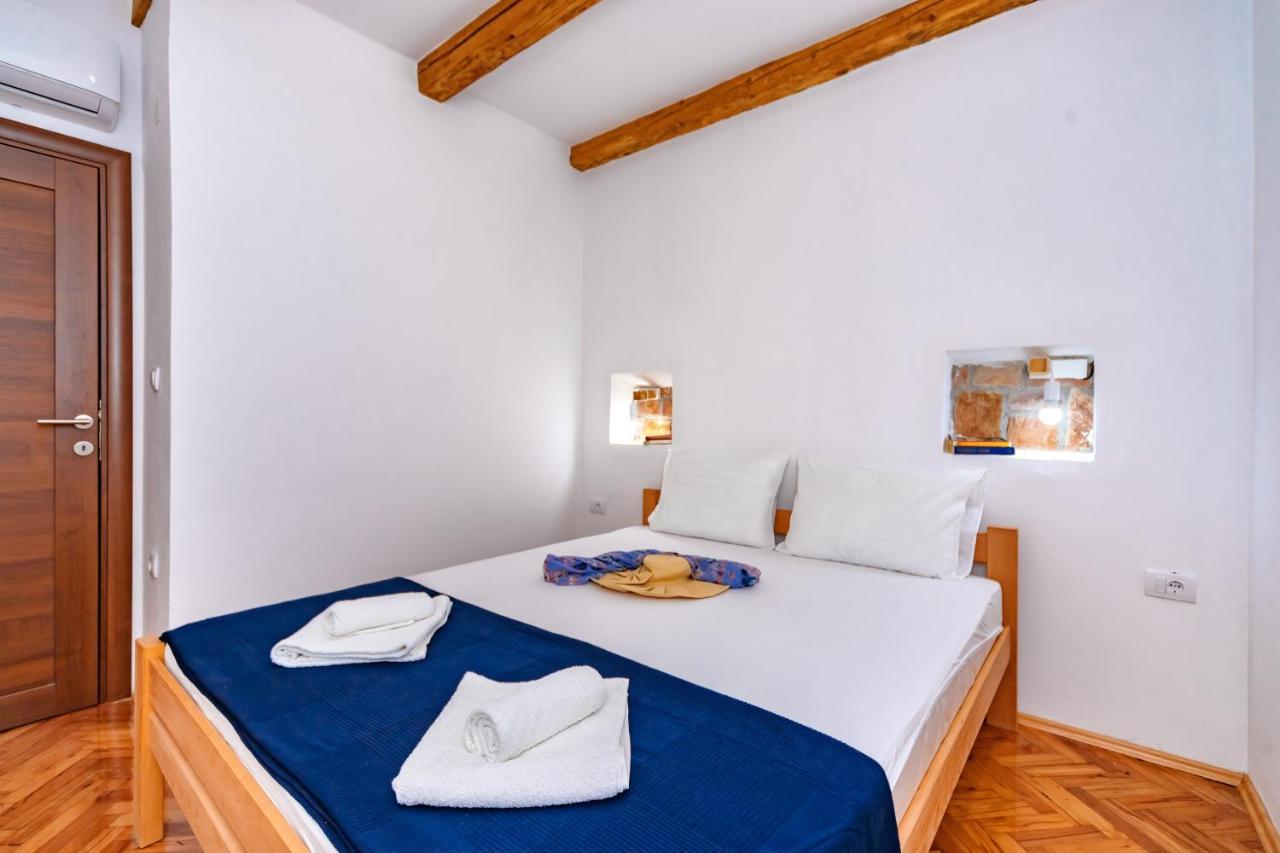 Apartment Magazini Petrovac ภายนอก รูปภาพ