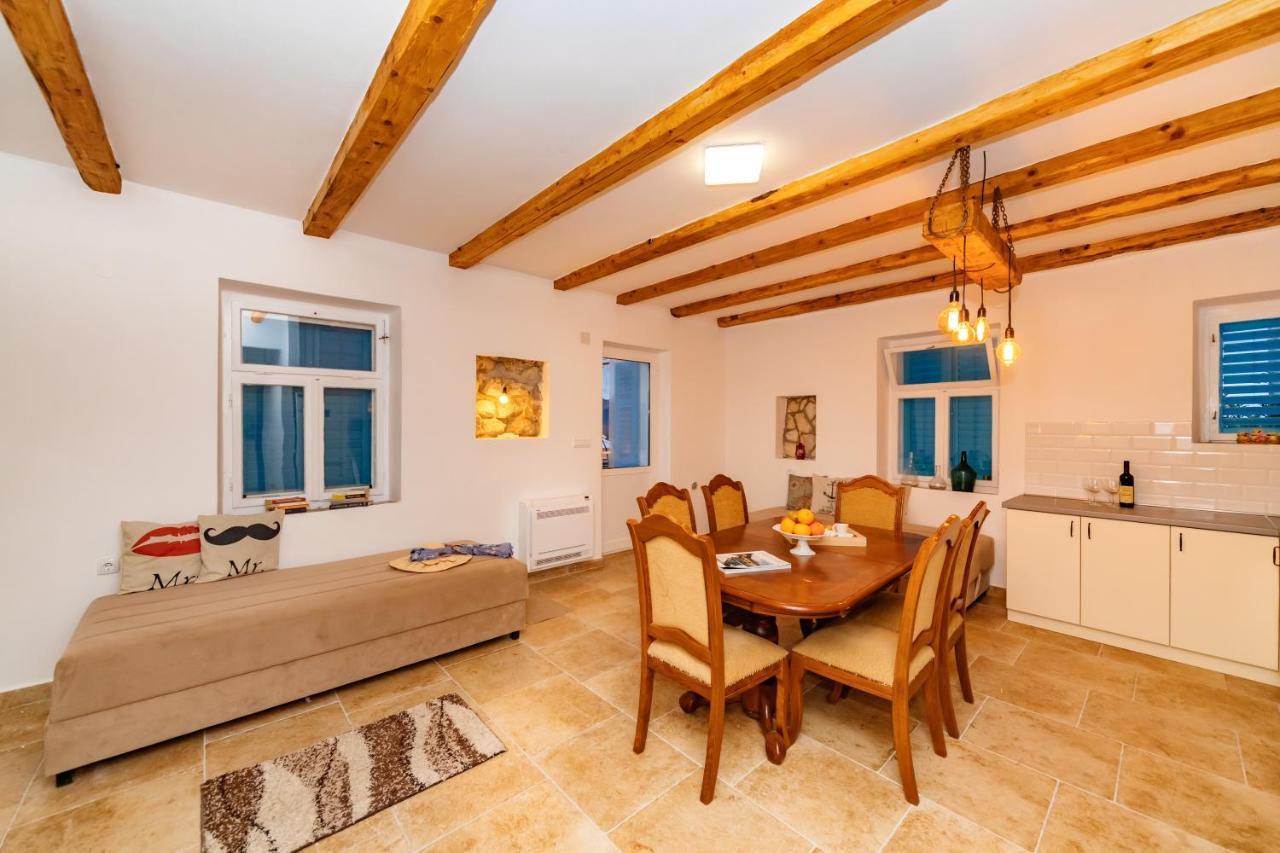 Apartment Magazini Petrovac ภายนอก รูปภาพ