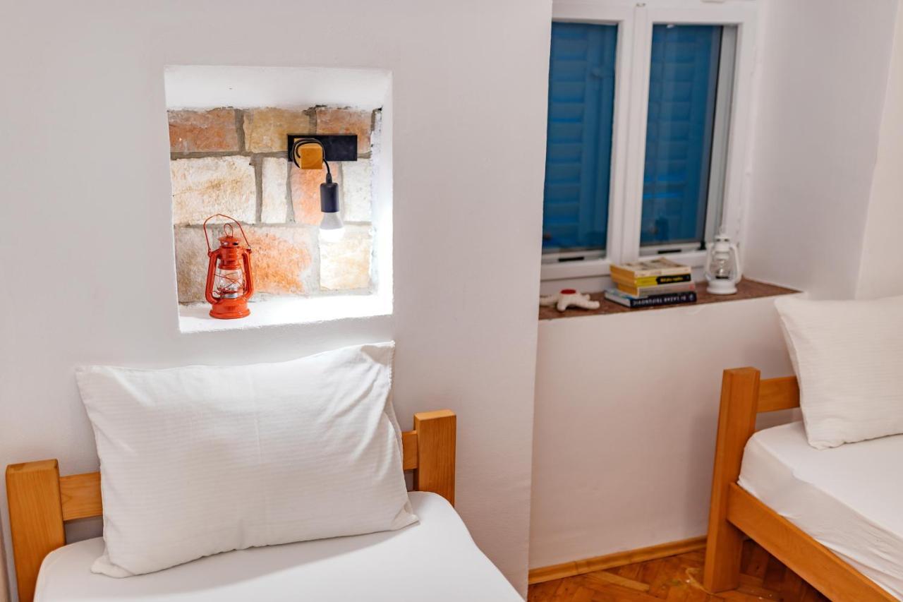 Apartment Magazini Petrovac ภายนอก รูปภาพ