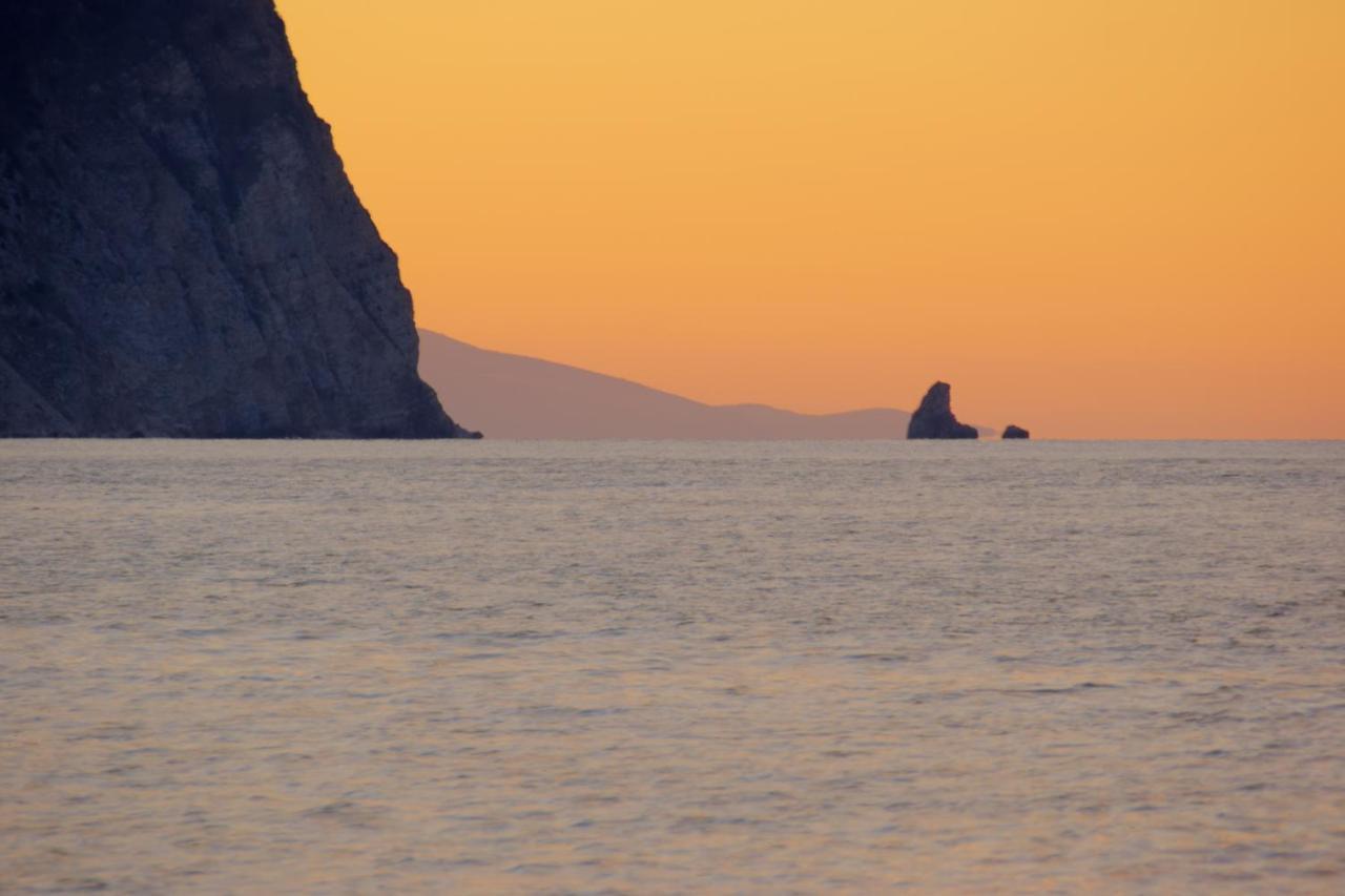 Apartment Magazini Petrovac ภายนอก รูปภาพ